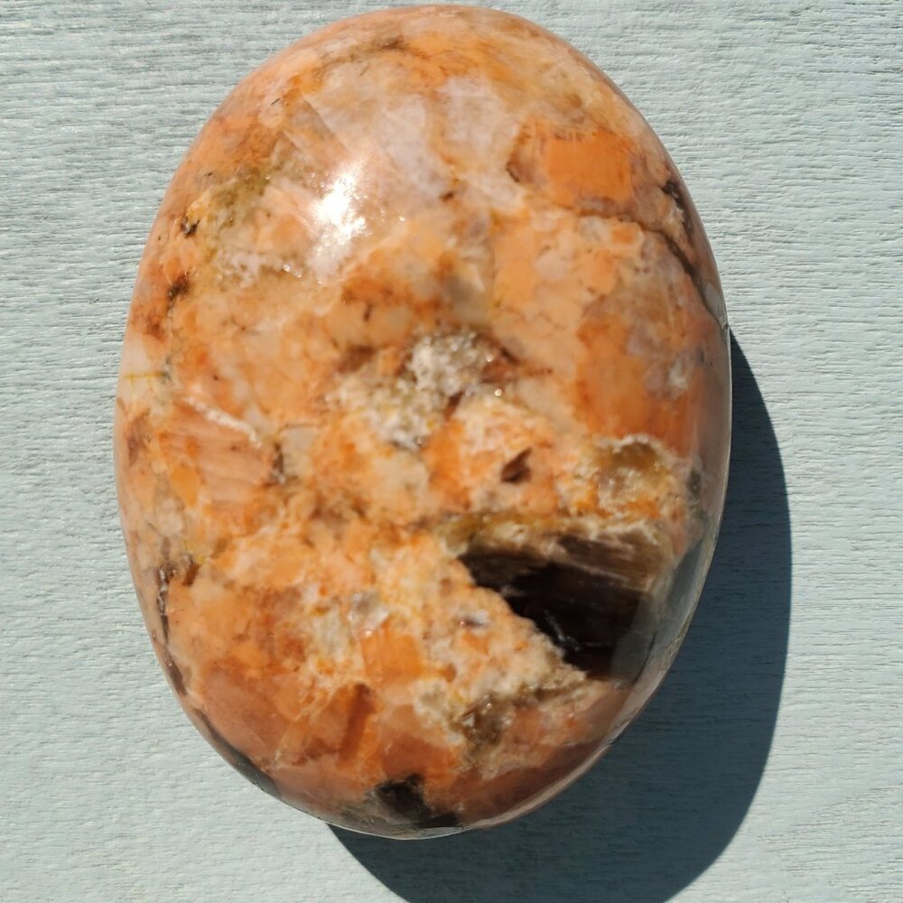 Peach Moonstone Palm Pillow (Q1A)